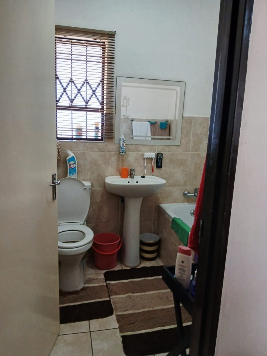 2 Bedroom Property for Sale in Mandela View Free State